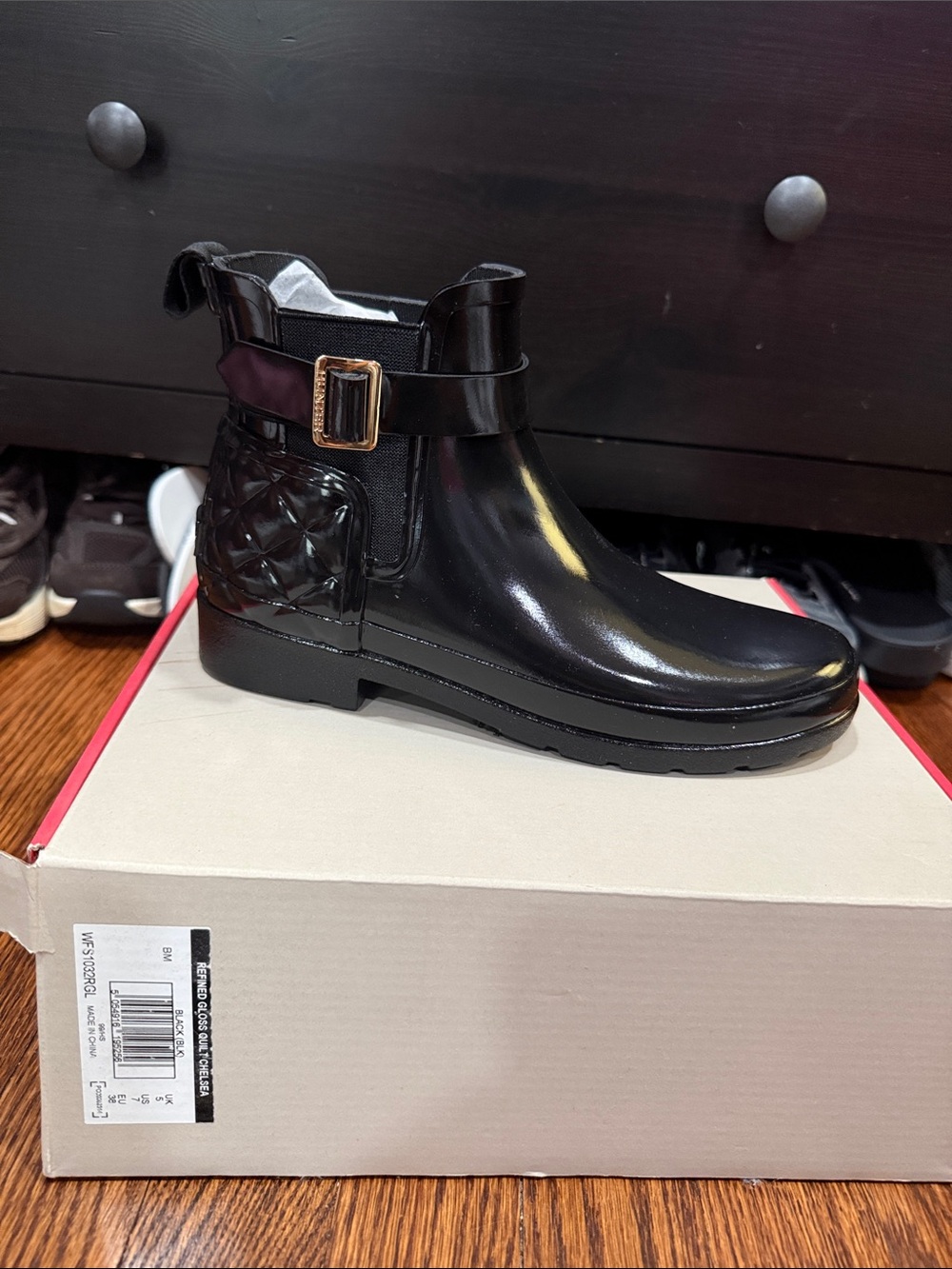 Hunter Refined Gloss Quilted Chelsea Boot